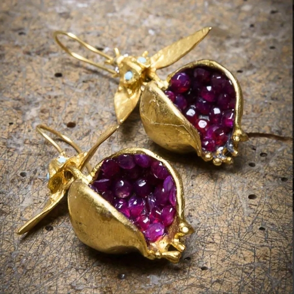 Vintage Drop Earrings, Retro Fly & Pomegranate Design, Inlaid Natural stone - Picture 2 of 4